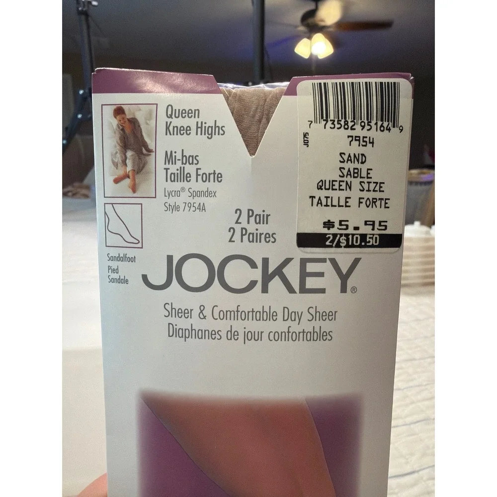 Jockey Queen Knee Highs 2 Pair Sand Day Sheer Sandalfoot Style 7954A NIP Vintage